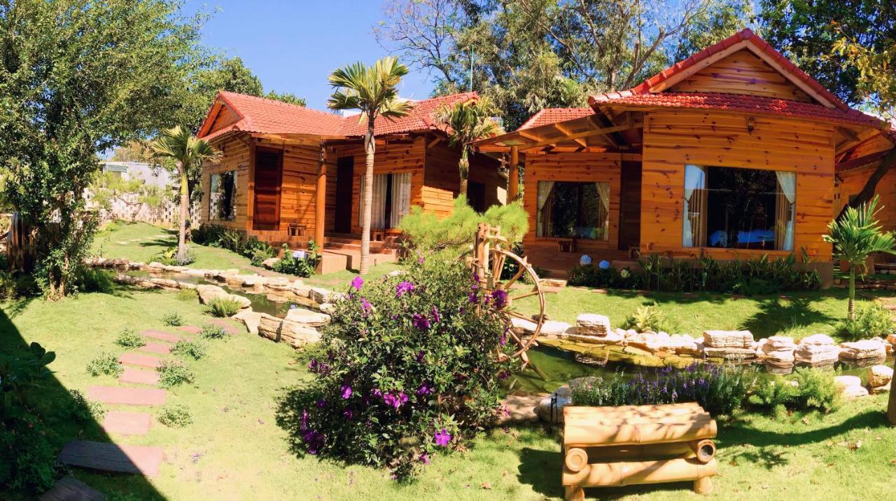 Sora Homestay Pleiku Eksteriør billede