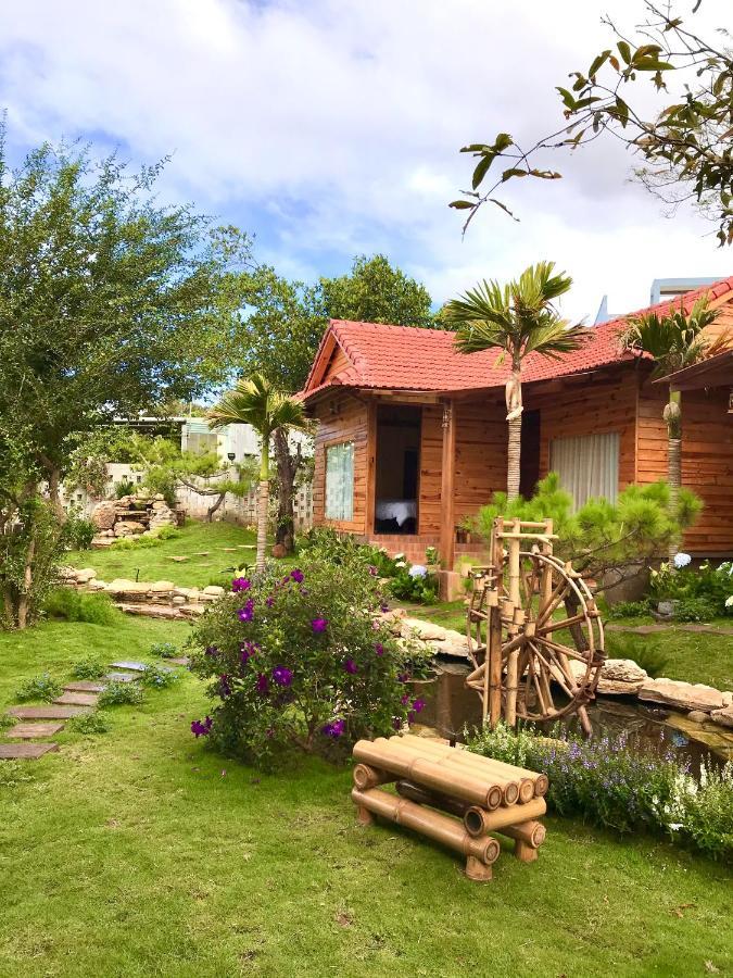 Sora Homestay Pleiku Eksteriør billede